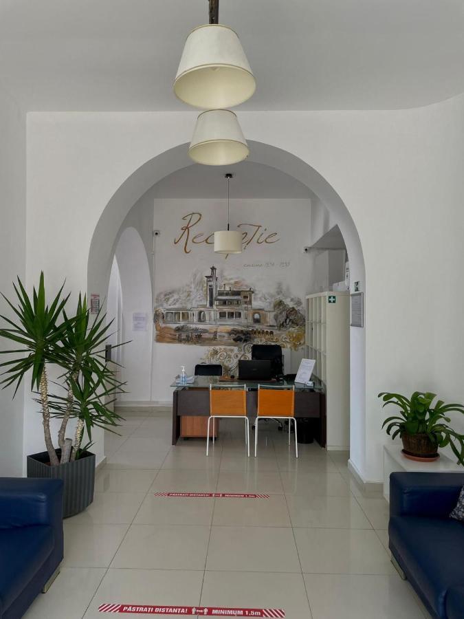 Hostel Cazino Nord Rooms مامايا المظهر الخارجي الصورة