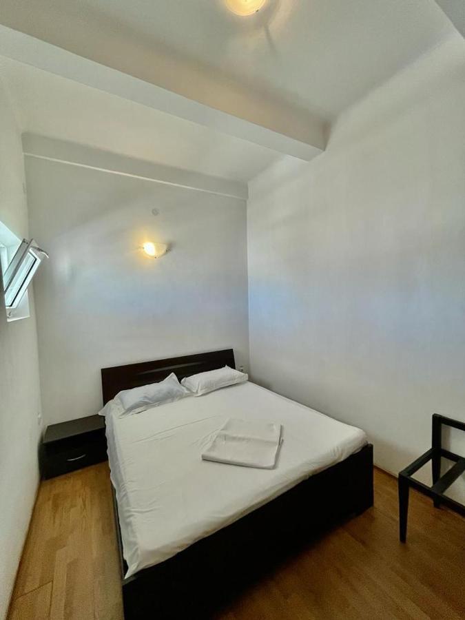 Hostel Cazino Nord Rooms مامايا المظهر الخارجي الصورة